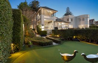 13 Canterbury Place, Parnell