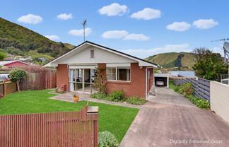 15a Te Maku Grove, Waikanae