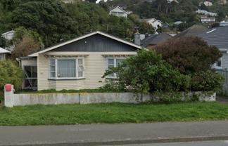 348 The Parade, Island Bay