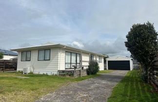262 Papamoa Beach Road, Papamoa Beach