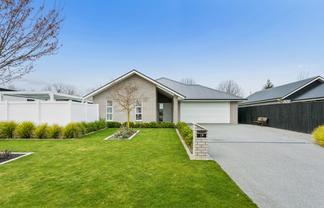 19 Lewis Close, Rangiora