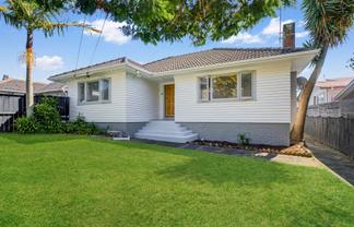143 May Road, Mount Roskill