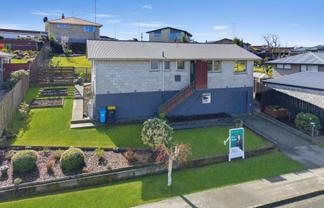 75 Lindsay street, Marchwiel