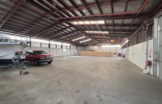 850m² Onekawa Warehouse with Optional Yard