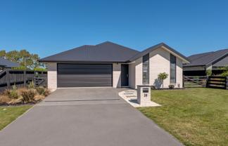 26 Cherry Avenue, Darfield