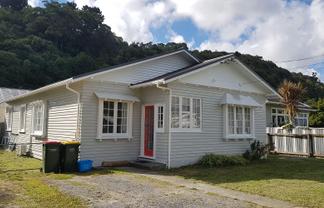 61 Owen Street, Belmont