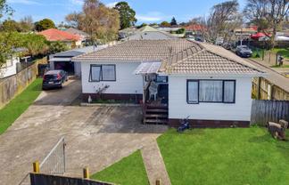 17 Dungarvon Pl, Clendon Park