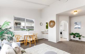 7/29 Main Road, Tawa