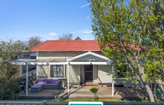 601 Park Road North, Parkvale