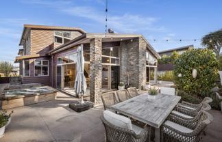 23 Contour Avenue, Pyes Pa
