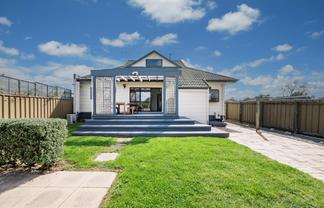50 Walton Road, Paraparaumu Beach