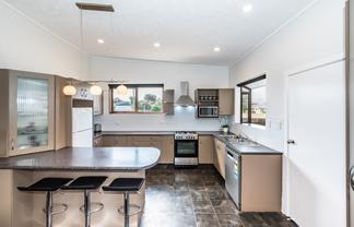 50 Walton Road, Paraparaumu Beach