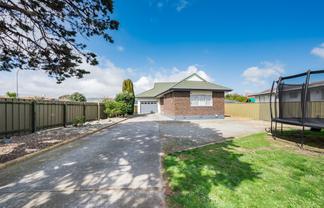 50 Walton Road, Paraparaumu Beach