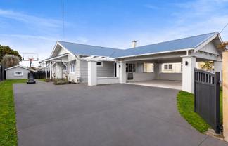 32 Surrey Street, Hawera