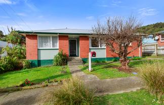 188 Sievers Grove, Porirua East