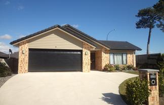 119 Barrington Drive, Huntington