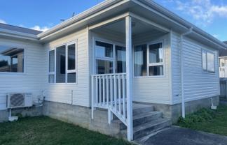 10 Whenua View, Titahi Bay
