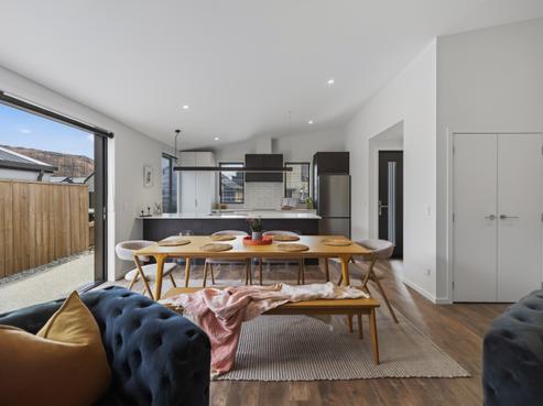 5 Reedland Street, Jacks Point