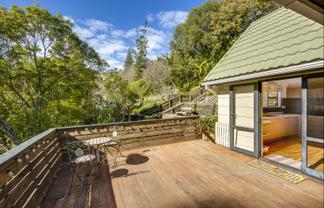 22 Burns Road, Hospital Hill