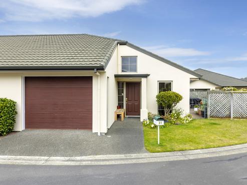 31 Lakeridge Close, Rangatira Park