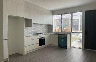 4 Stroom Street, Flat Bush