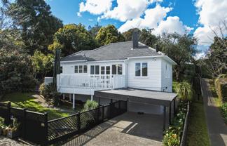 227 St Andrews Road, Epsom