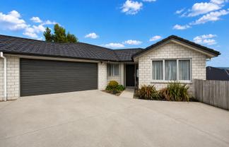 82 Sylvester Crescent, Flagstaff