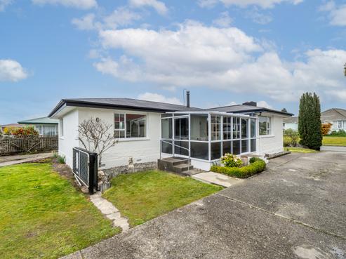 73 Conway Crescent, Glengarry