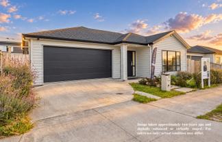 15 Ropere Street, Kumeu