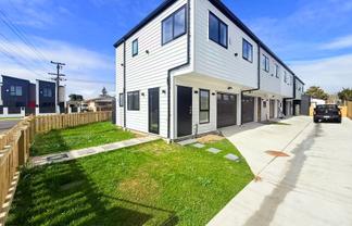 8E Von Sturmer Street, Mangere East