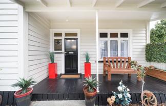 12 Bryant Street, Takaro