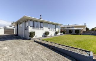 17 Hume Street, Waitara