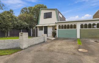 23B Cecil Place, Cloverlea