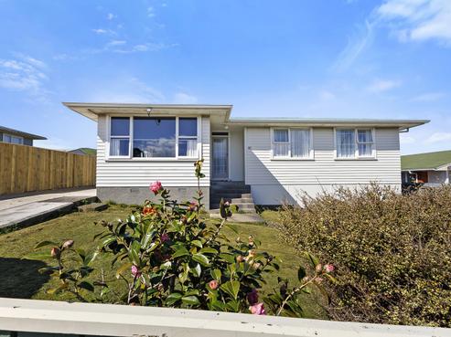 82 Warspite Avenue, Cannons Creek