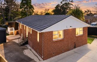 42 Gilbert Road, Otara