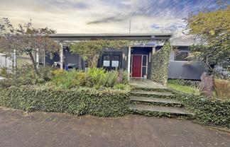 94 Lakewood Drive, Nukuhau