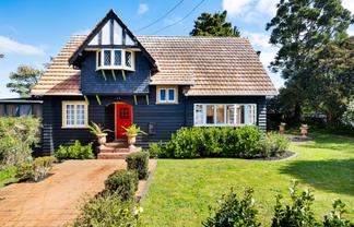 35 Rosella Road, Mangere East
