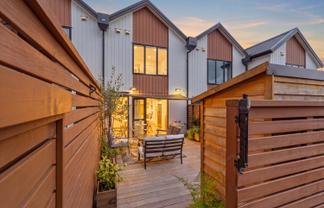 6 Orca Drive, Stanmore Bay