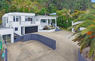218 Pohutukawa Avenue, Ohope