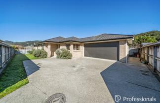 21 Sun Valley Grove, Wainuiomata