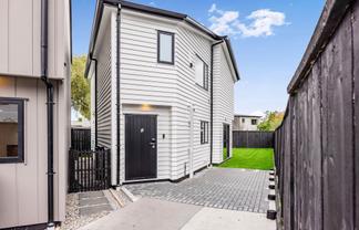 Lot 5, 34 West Coast Road, Glen Eden