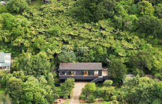 17 Kennedy Road, Surfdale