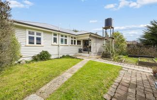 9 Brown Street, Waitati