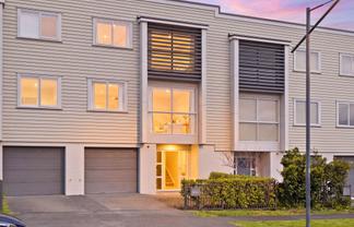 64 Korere Terrace, Stonefields