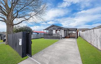 1/84 Palmers Road, Clendon Park
