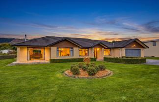 53 Pohutukawa Drive, Levin