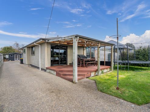 34 Scott Street, Strathern