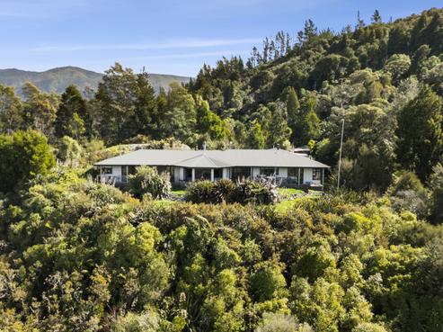 270 Mackay Pass Road, Collingwood