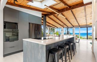 73 Roberts Road, Matakatia