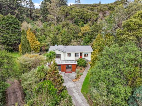 19 Sheehy Grove, Wainuiomata